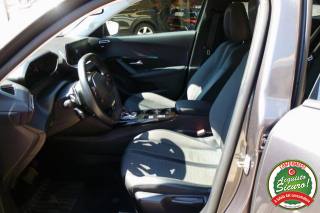 PEUGEOT 2008 usata, con Controllo automatico clima