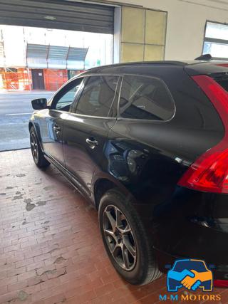VOLVO XC60 usata, con Airbag laterali