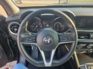 ALFA ROMEO Stelvio usata, con Fari Xenon