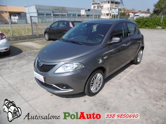 LANCIA Ypsilon usata, con ABS