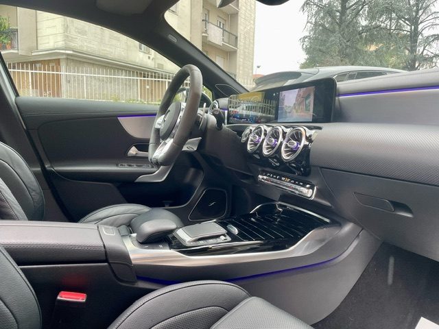 MERCEDES-BENZ A 45 S AMG usata, con Boardcomputer