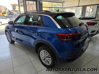 VOLKSWAGEN T-Roc usata, con Autoradio