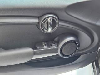 MINI Cooper usata, con USB