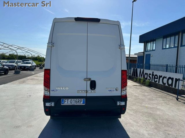 IVECO Daily usata, con Autoradio