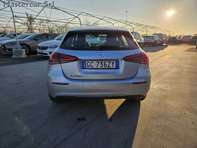 MERCEDES-BENZ A 250 usata, con Autoradio