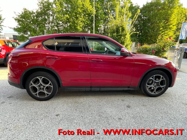 ALFA ROMEO Stelvio usata, con Cerchi in lega