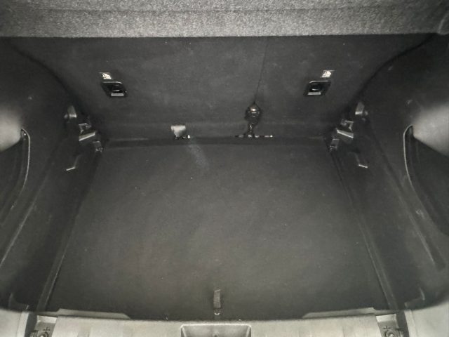 JEEP Renegade usata, con USB
