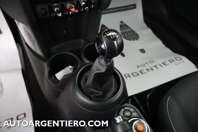 MINI Cooper D usata, con Park Distance Control