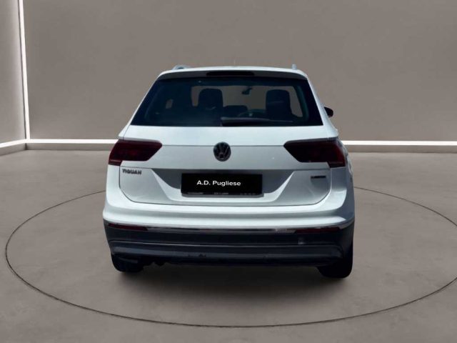 VOLKSWAGEN Tiguan usata, con Autoradio