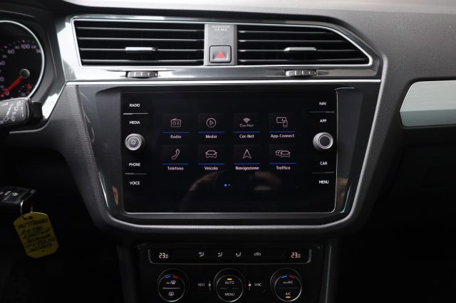 VOLKSWAGEN Tiguan usata, con Luci diurne