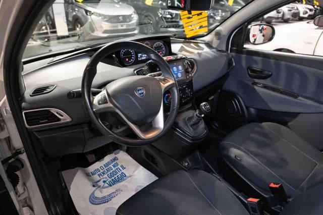 LANCIA Ypsilon usata, con Park Distance Control