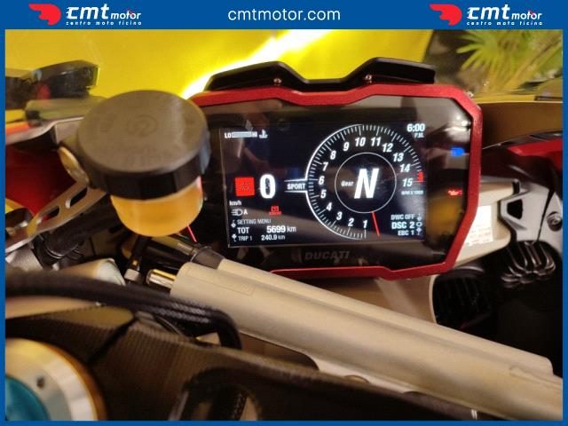 DUCATI Panigale V4 usata 4