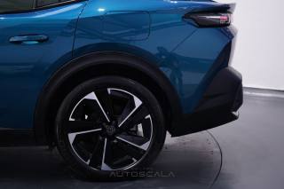 PEUGEOT 408 usata, con Volante in pelle