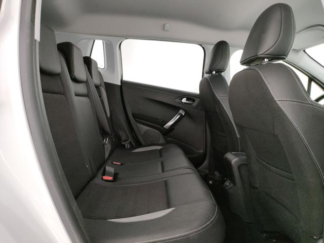 PEUGEOT 2008 usata, con Volante in pelle