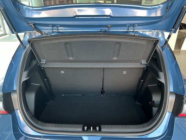 HYUNDAI i20 usata, con Controllo automatico clima