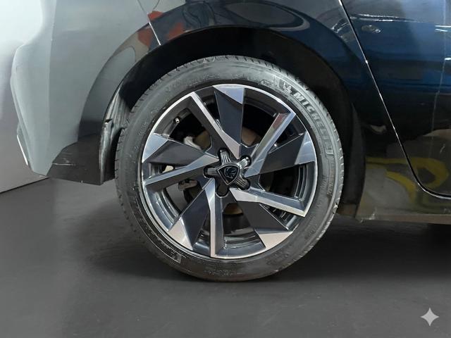 PEUGEOT 308 usata, con USB