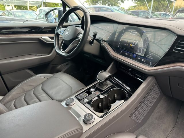 VOLKSWAGEN Touareg usata, con Vetri oscurati