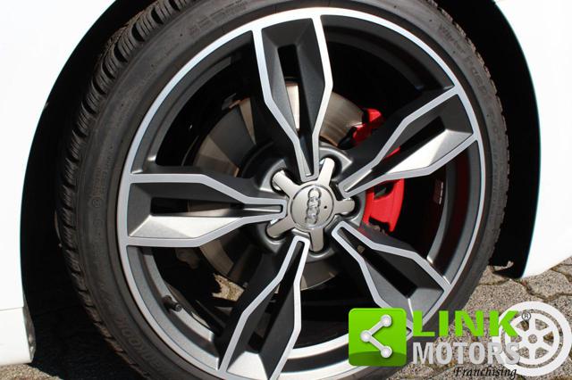 AUDI TT usata, con Leve al volante