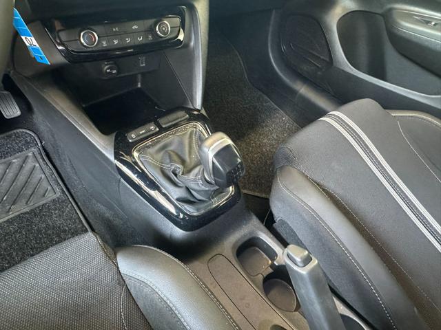 OPEL Corsa usata, con USB