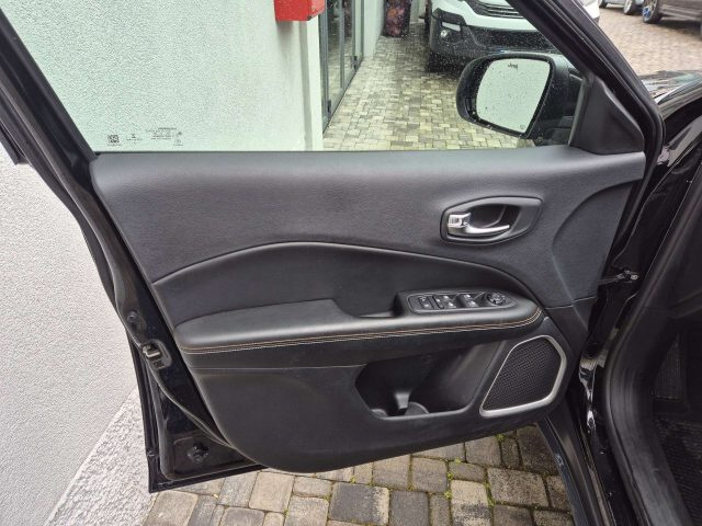 OTHERS-ANDERE Other usata 8