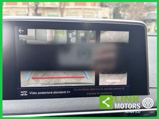 PEUGEOT 3008 usata, con USB