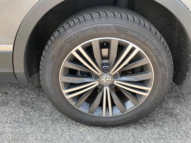 VOLKSWAGEN Tiguan Allspace usata, con Lettore CD