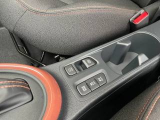 TOYOTA Aygo X usata, con Frenata d