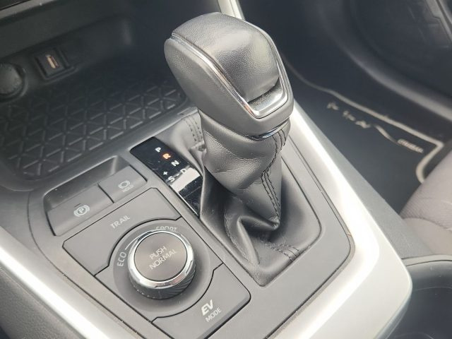 TOYOTA RAV 4 usata, con Sensori di parcheggio posteriori