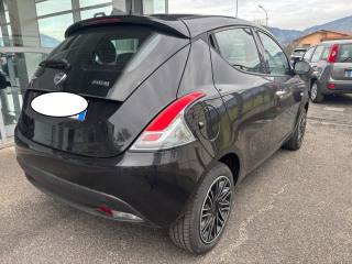LANCIA Ypsilon usata, con Autoradio