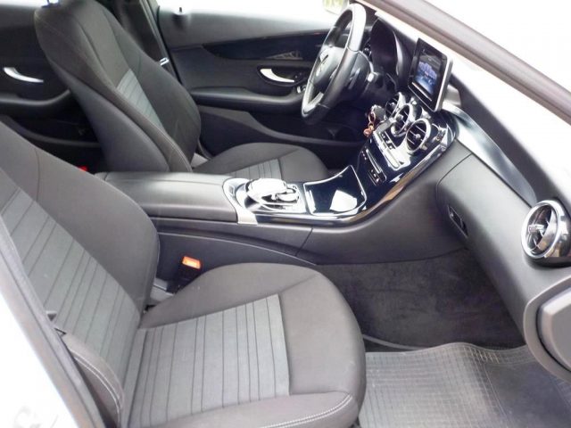 MERCEDES-BENZ C 180 usata, con Pneumatici estivi