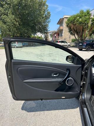 RENAULT Megane usata, con Specchietti laterali elettrici