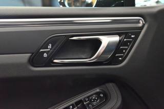 PORSCHE Macan usata 41