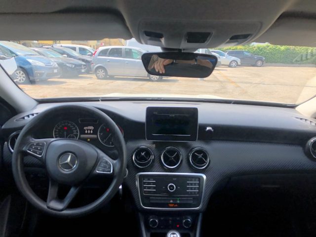 MERCEDES-BENZ GLA 180 usata, con Bluetooth
