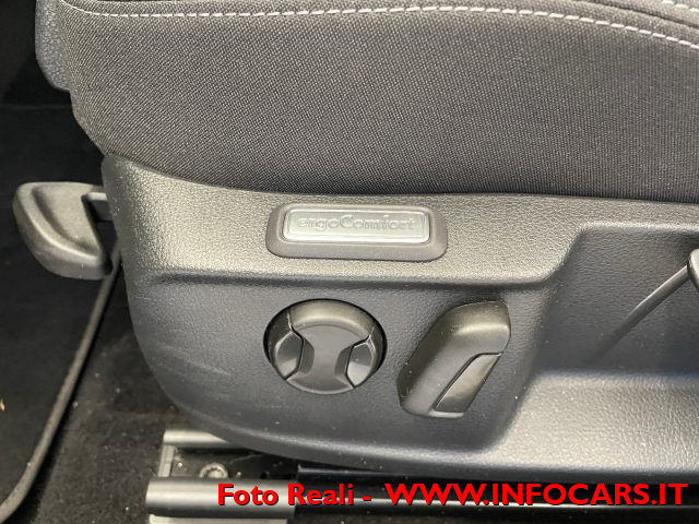 VOLKSWAGEN Passat Variant usata, con Sensore di pioggia