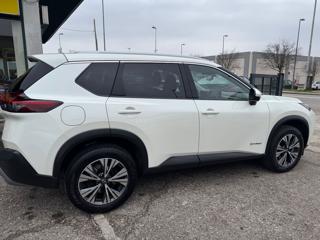 NISSAN X-Trail usata, con Fari LED