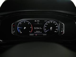 VOLKSWAGEN T-Roc usata, con Volante multifunzione