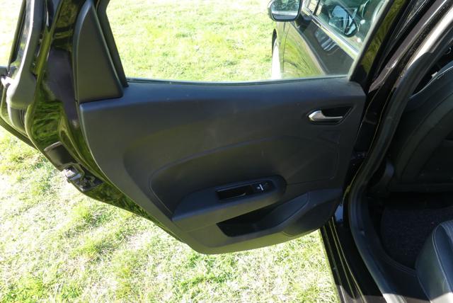 RENAULT Clio usata 47