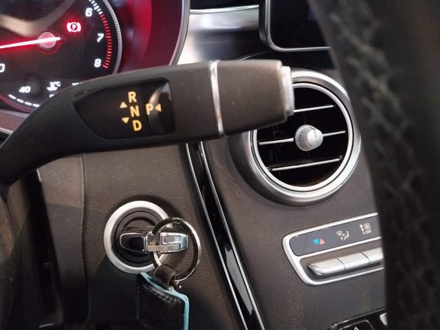 MERCEDES-BENZ C 180 usata, con Tettuccio apribile