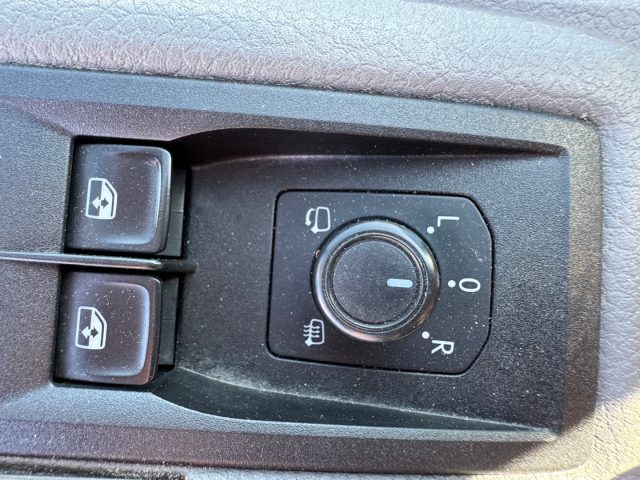 VOLKSWAGEN Crafter usata 19