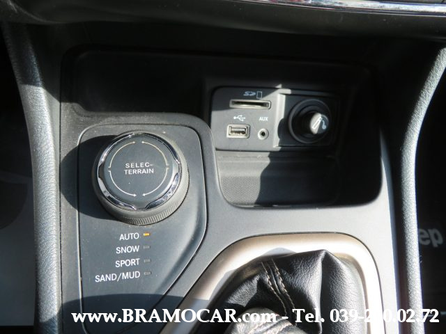 JEEP Cherokee usata, con Servosterzo