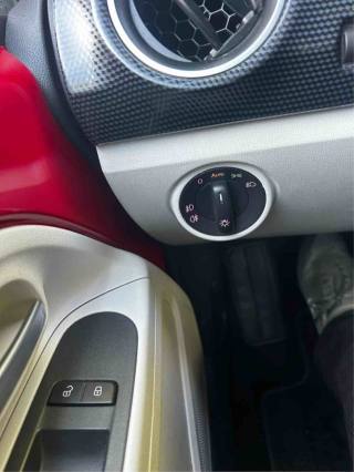 VOLKSWAGEN up! usata, con Cronologia tagliandi