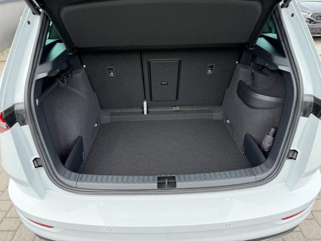 SKODA Karoq usata, con Park Distance Control
