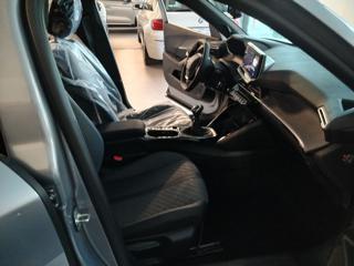 PEUGEOT 2008 usata, con Volante in pelle