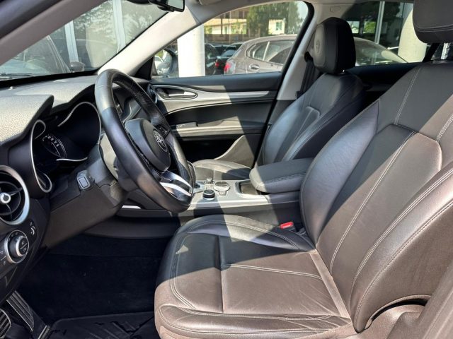ALFA ROMEO Stelvio usata, con Chiusura centralizzata
