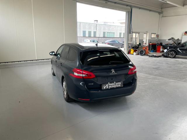 PEUGEOT 308 usata, con Alzacristalli elettrici