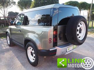 LAND ROVER Defender usata, con Autoradio