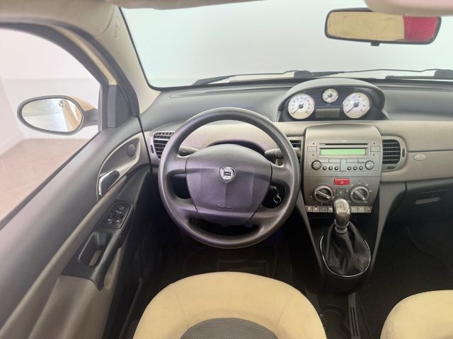 LANCIA Ypsilon usata 12