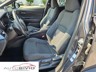 TOYOTA C-HR usata, con Controllo automatico clima