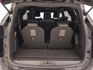 PEUGEOT 5008 usata, con Leve al volante