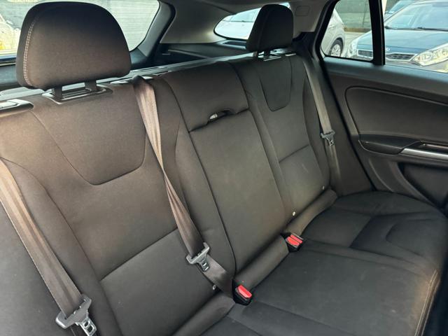VOLVO V60 usata 26